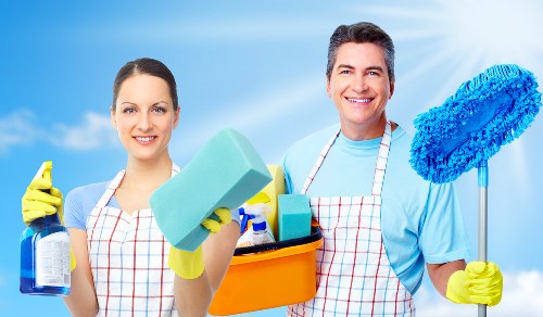 Commercial window cleaning for shops and offices in Roehampton